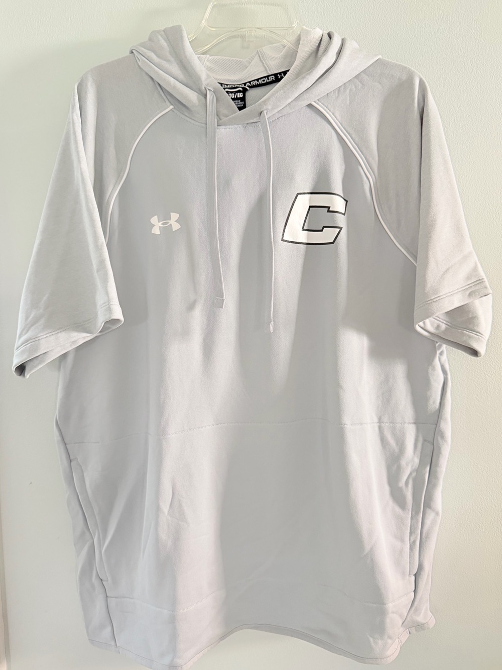 Under Armour Light Gray Short-Sleeve Hooded Training Shirt
